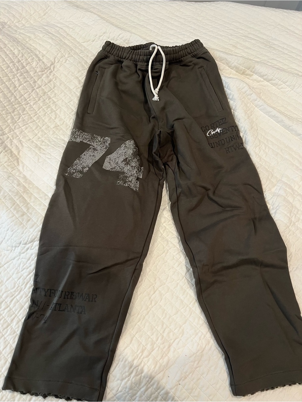 Corteiz x SeventyFourIsWar 74iswar Sweatpants Sweats- size S